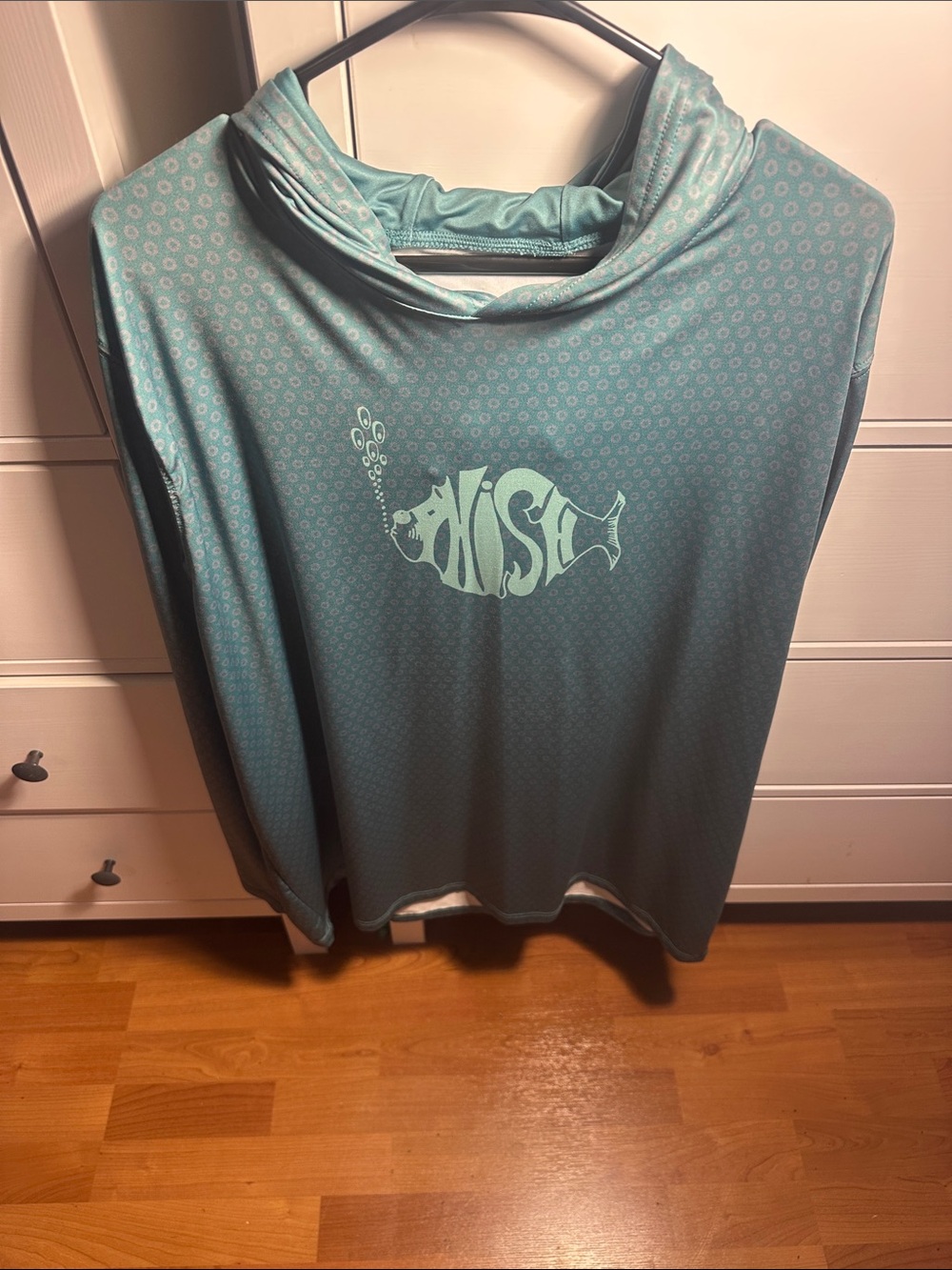 Section 119  Teal Ombre Fish Graphic Hooded SPF 50 Performance Top
